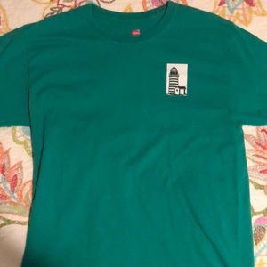 Large Hanes lighthouse graphic t-shirt
